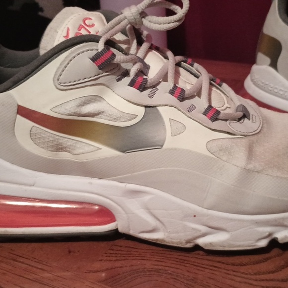 Two pairs of shoes - Picture 5 of 6